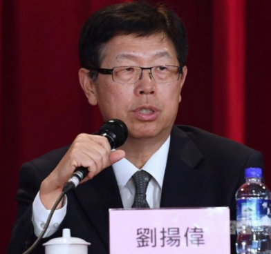鸿海刘扬伟